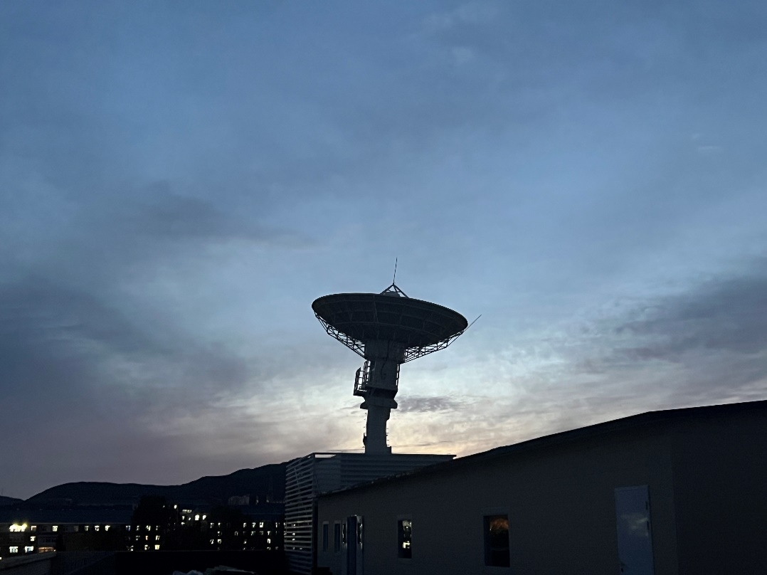 7.3m X-band satellite monitoring and control station（Located in  the main campus of Dalian University of Technology Haiyu Building）